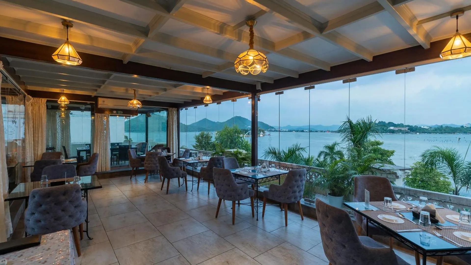 Panna Vilas - A Lake Facing Boutique Hotel Udaipur