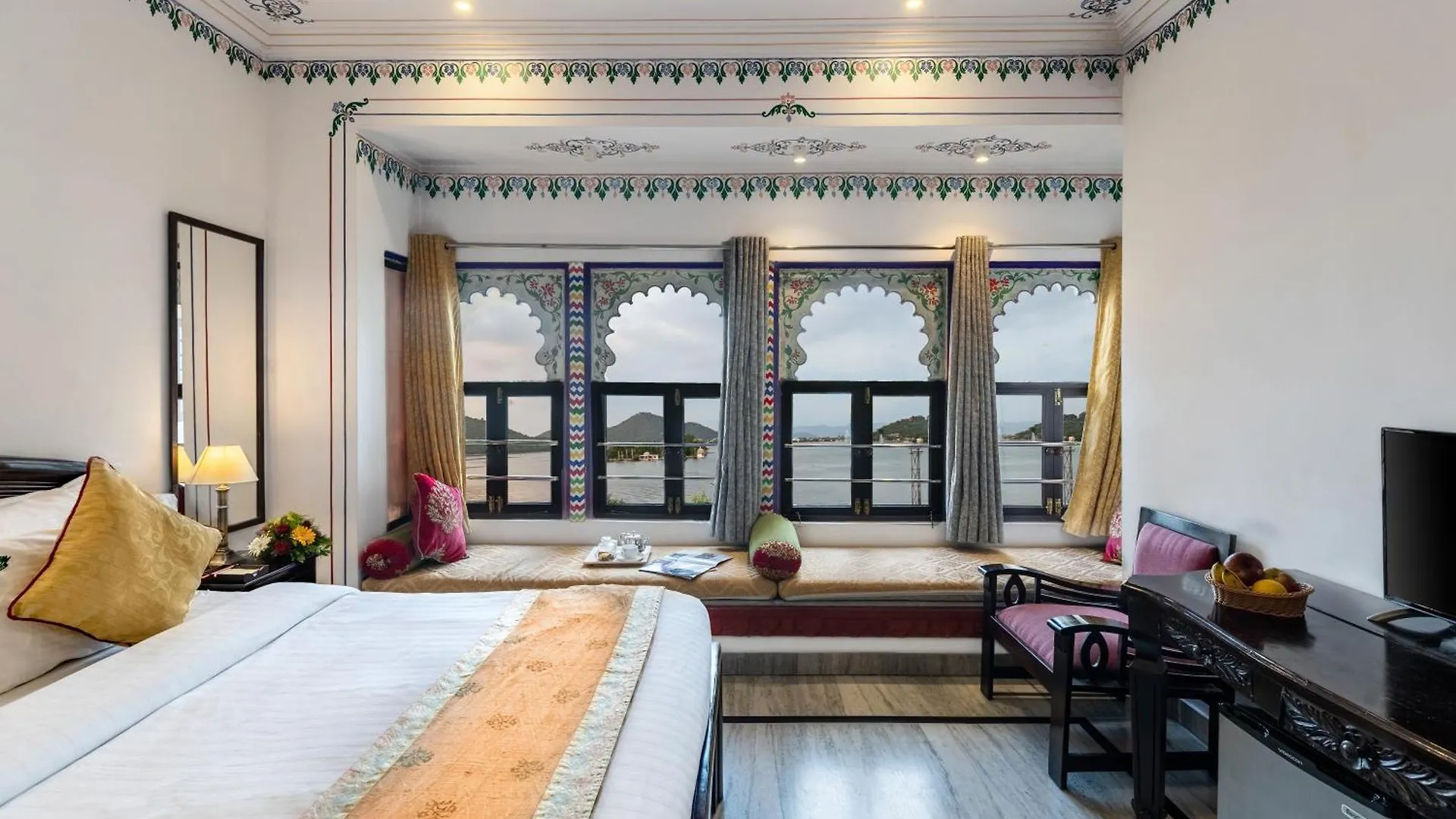 Panna Vilas - A Lake Facing Boutique Hotel Udaipur