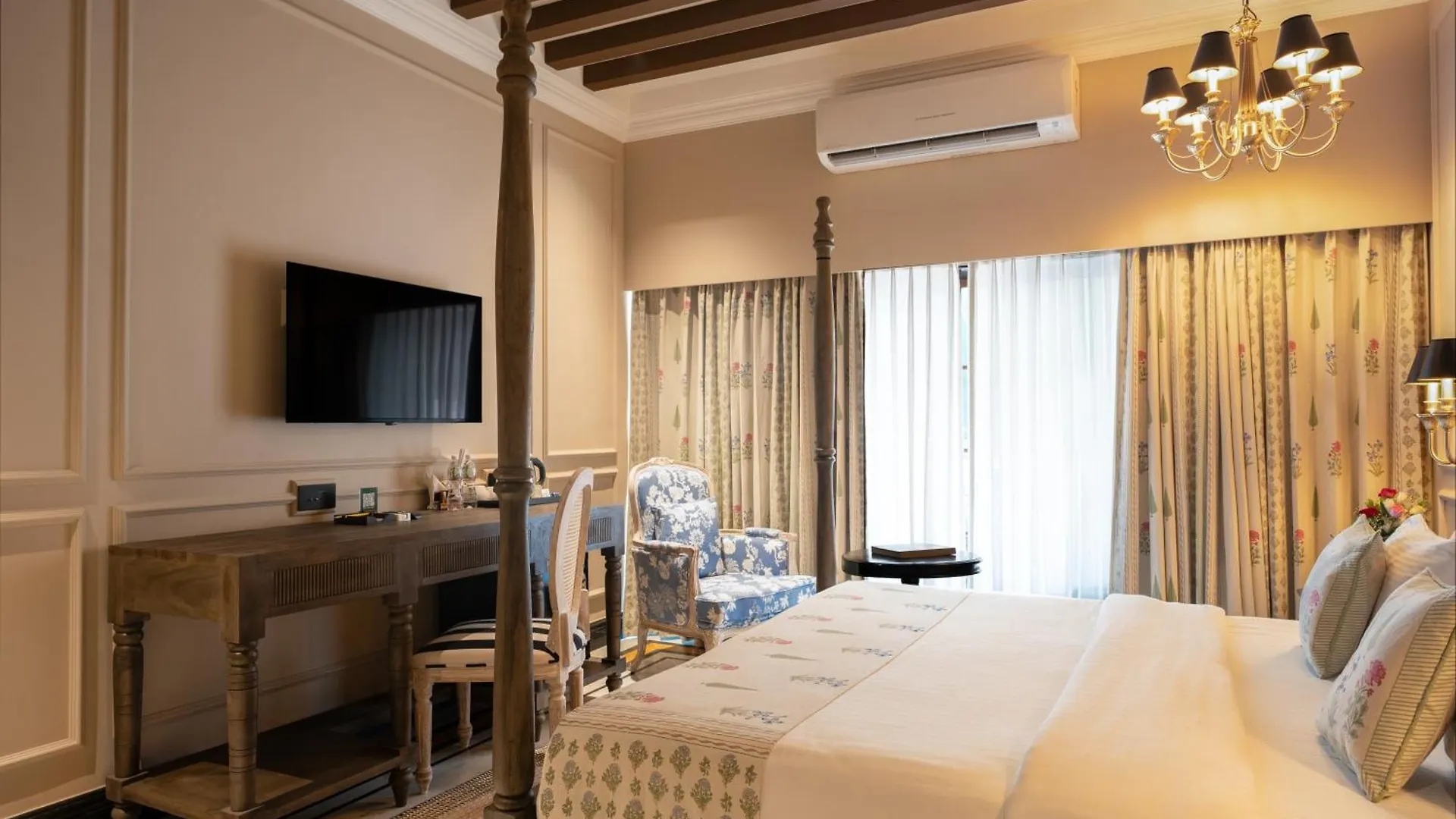 ****  Panna Vilas - A Lake Facing Boutique Hotel Udaipur India