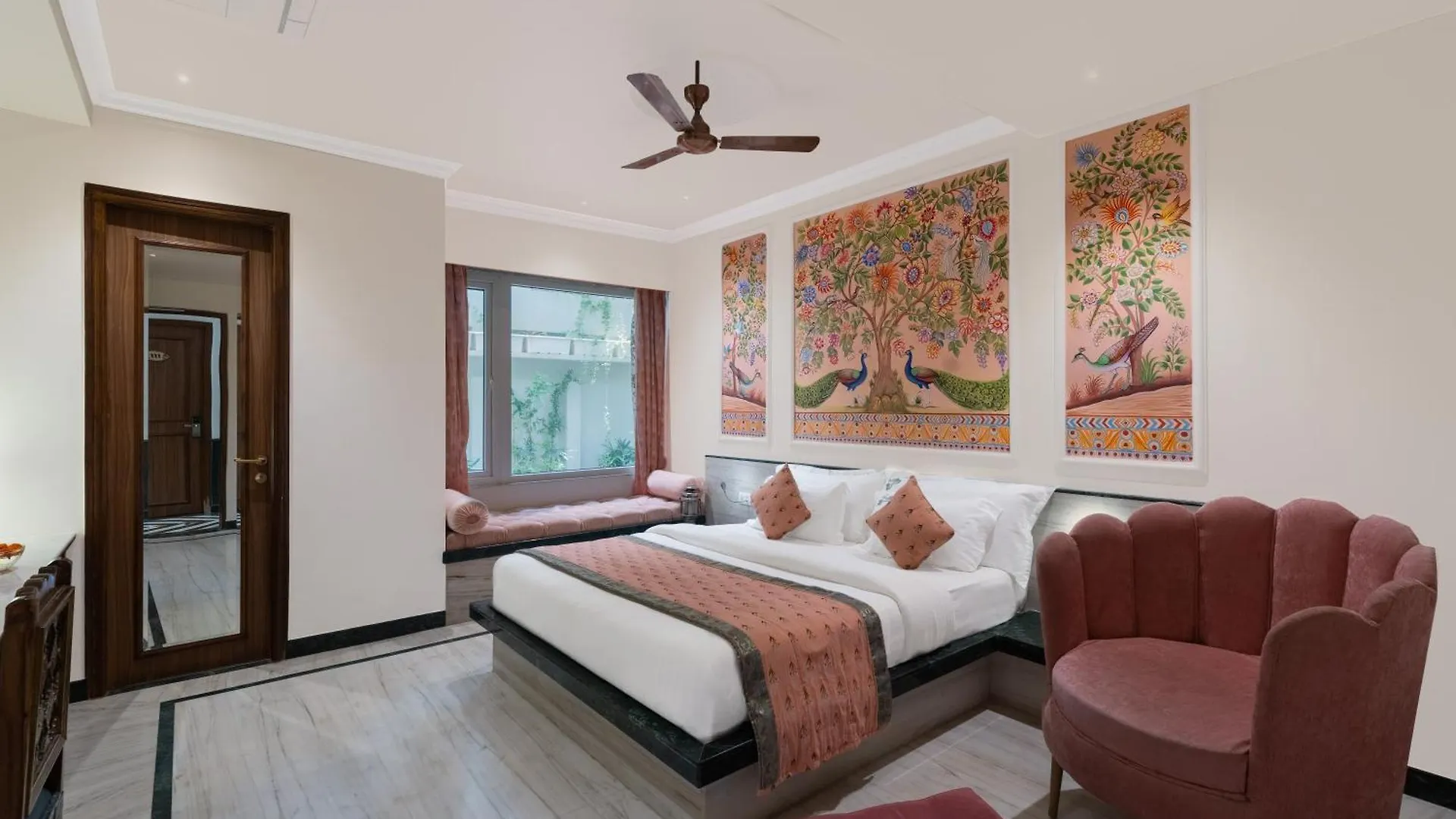 Panna Vilas - A Lake Facing Boutique Hotel Udaipur