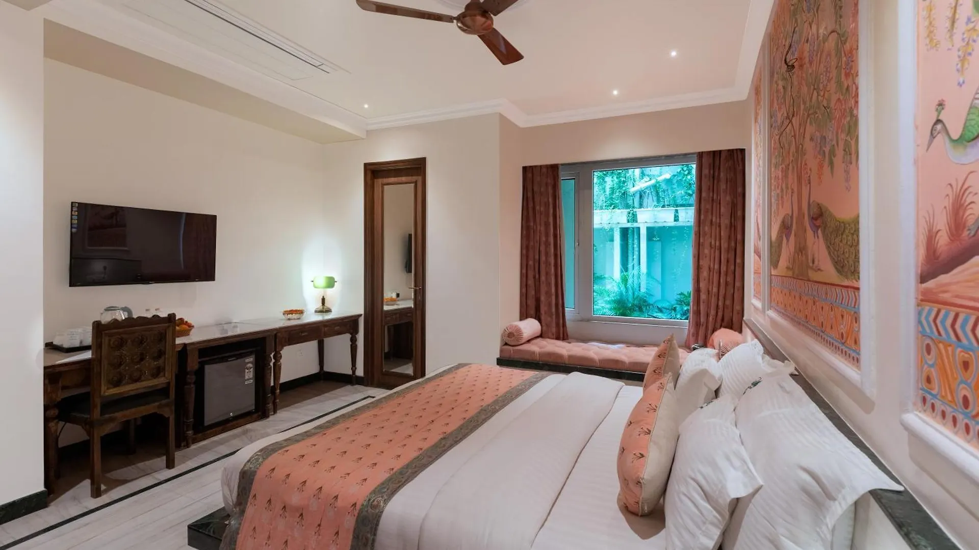 ****  Panna Vilas - A Lake Facing Boutique Hotel Udaipur India