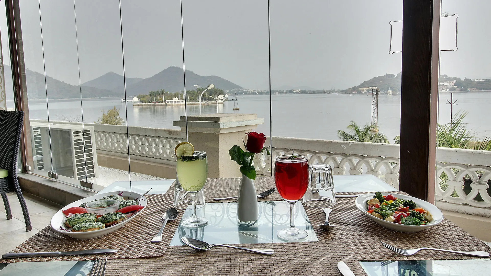 ****  Panna Vilas - A Lake Facing Boutique Hotel Udaipur India